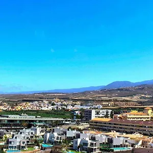 https://ocean-garden-suite-1002.adeje-hotels.com