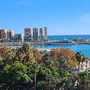 Apartamento Penthouse With Solarium In The Center Of Malaga-atico Con Solarium En El Centro De, Málaga